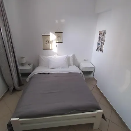Albatross Seafront House דירה Naxos City