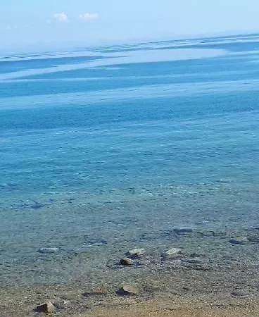 Albatross Seafront House Daire Naxos City