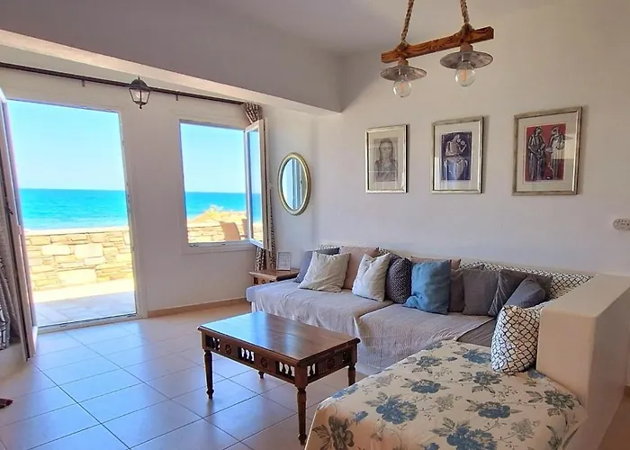 Albatross Seafront House