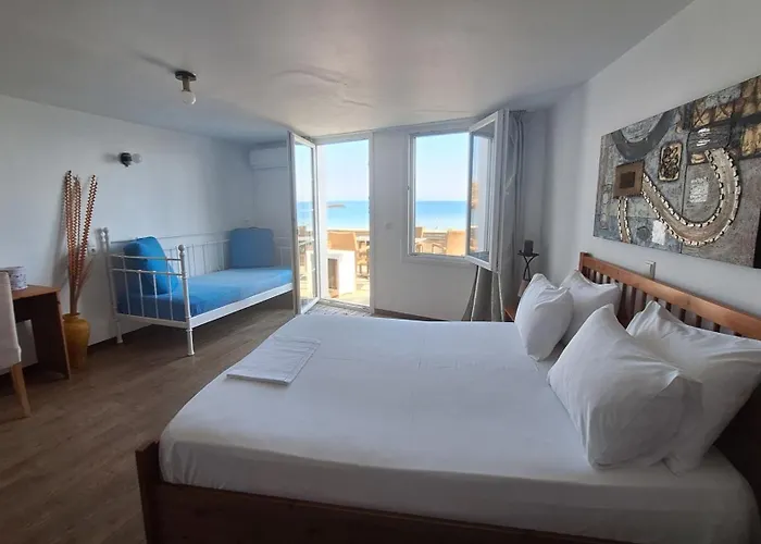 Albatross Seafront House Apartament *